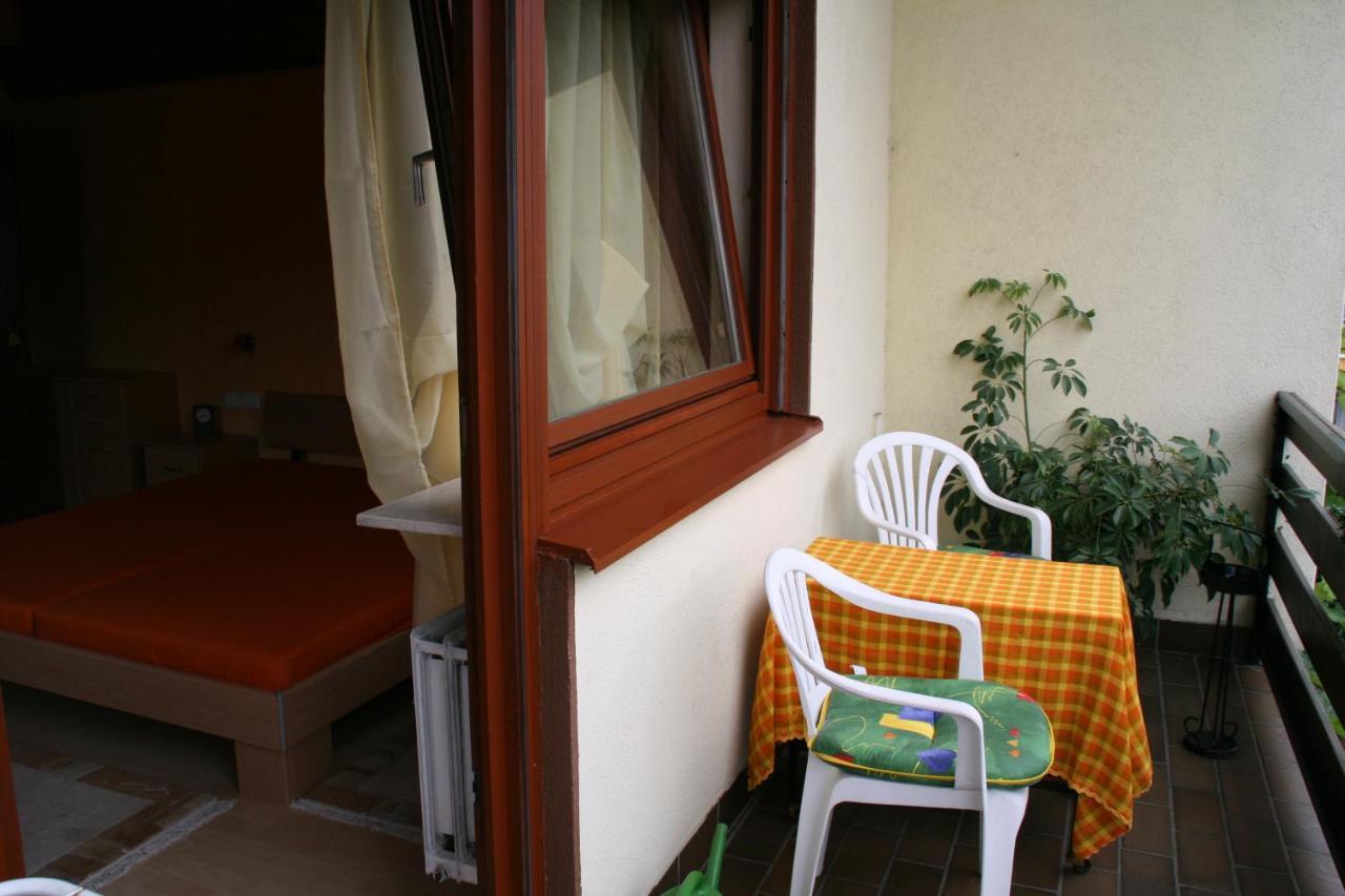 Ferienhaus Susanne Hassloch  Luaran gambar